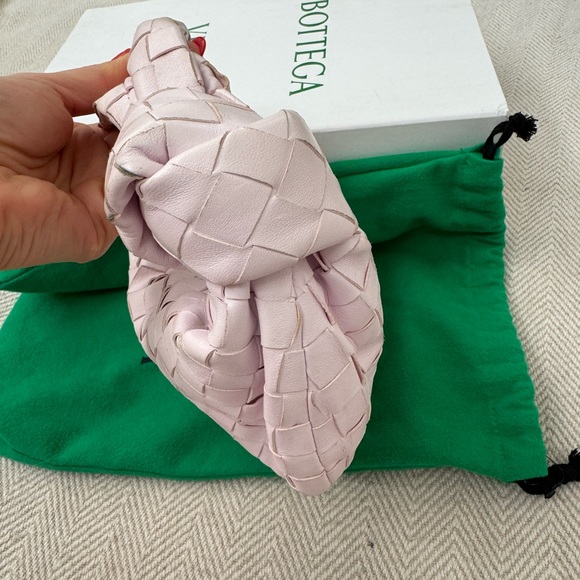 Bottega Veneta Mini Jodie - Picture 11 of 16